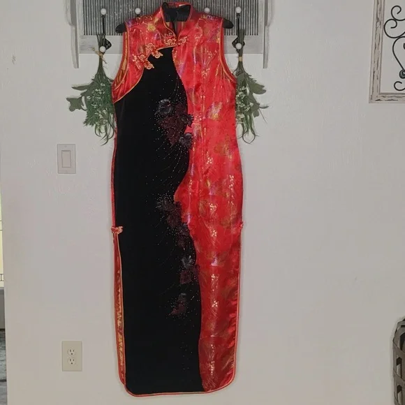 Kim fashion vintage XXL oriental cheongsam embroidered slit dress with neckline - Picture 2 of 9